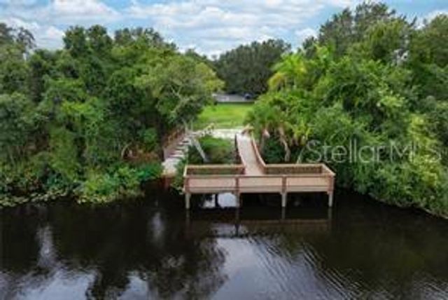 5948 SANDSTONE AVENUE, Sarasota, FL 34243