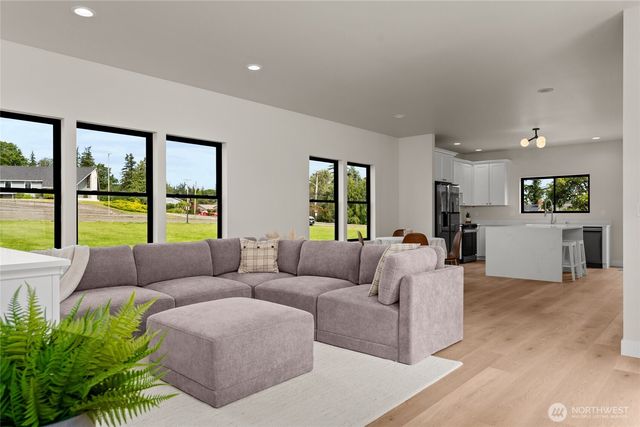2914 K Avenue, Anacortes, WA 98221