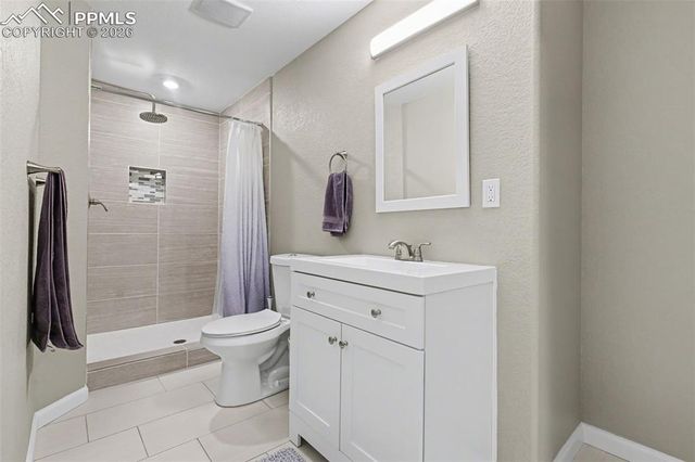 6467 Graymont Drive, Colorado Springs, CO 80923