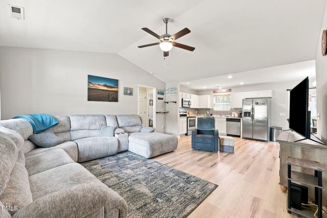 108 Forest Island Avenue, Smithfield, NC 27577