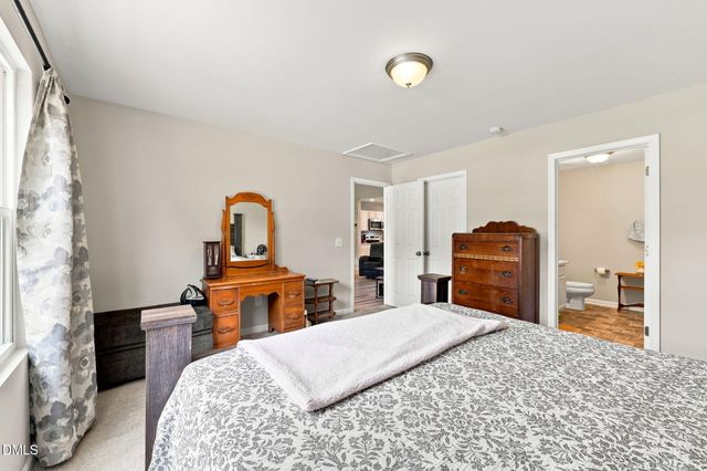 108 Forest Island Avenue, Smithfield, NC 27577