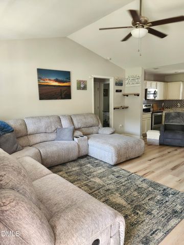 108 Forest Island Avenue, Smithfield, NC 27577