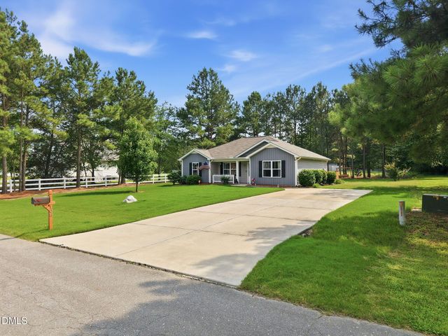 108 Forest Island Avenue, Smithfield, NC 27577