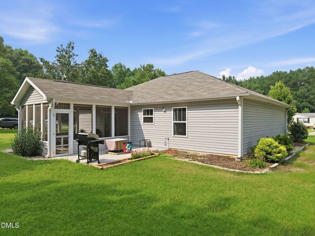 108 Forest Island Avenue, Smithfield, NC 27577