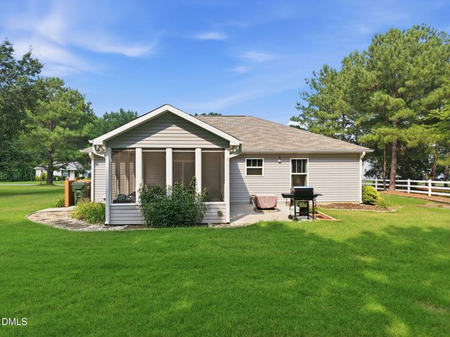 108 Forest Island Avenue, Smithfield, NC 27577