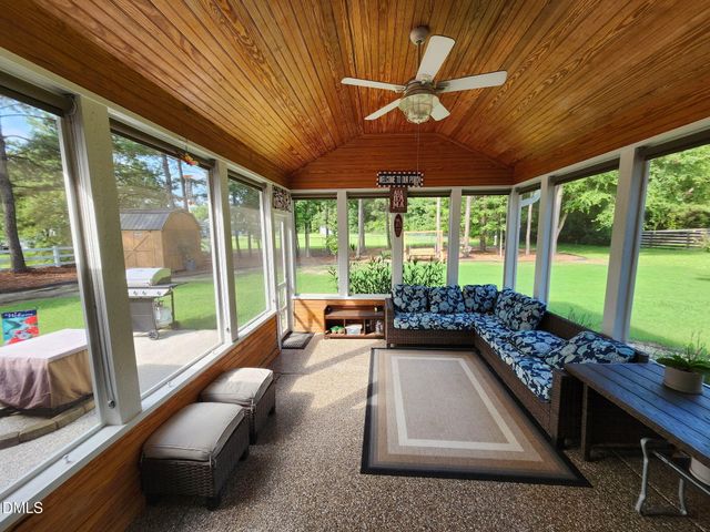108 Forest Island Avenue, Smithfield, NC 27577
