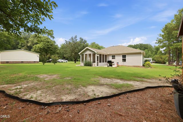 108 Forest Island Avenue, Smithfield, NC 27577