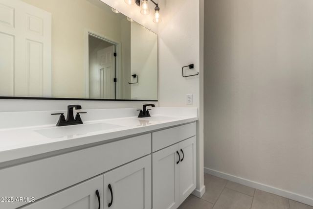 4737 W CAPISTRANO Avenue, Laveen, AZ 85339