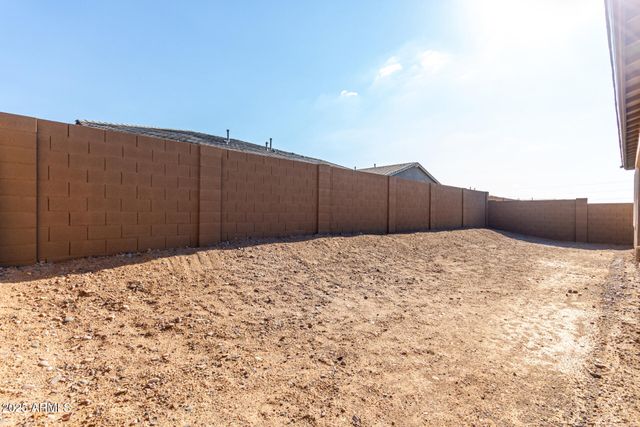 4737 W CAPISTRANO Avenue, Laveen, AZ 85339