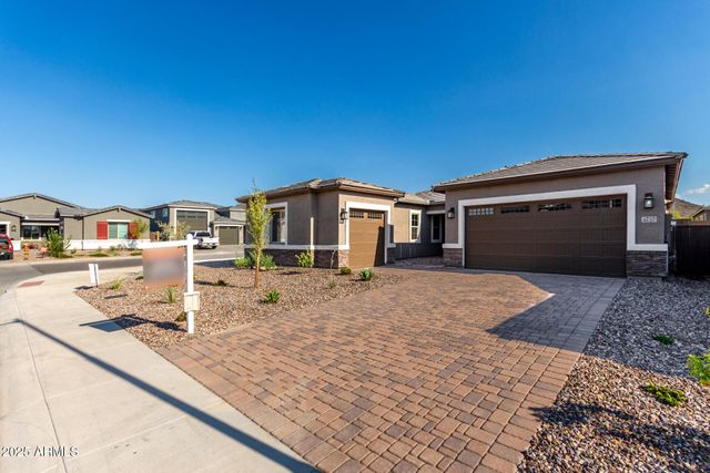 4737 W CAPISTRANO Avenue, Laveen, AZ 85339