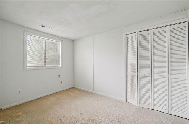 1908 Demetro DR, Hampton, VA 23663