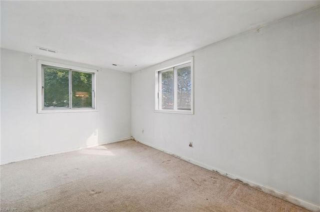1908 Demetro DR, Hampton, VA 23663