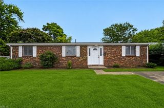 1908 Demetro DR, Hampton, VA 23663