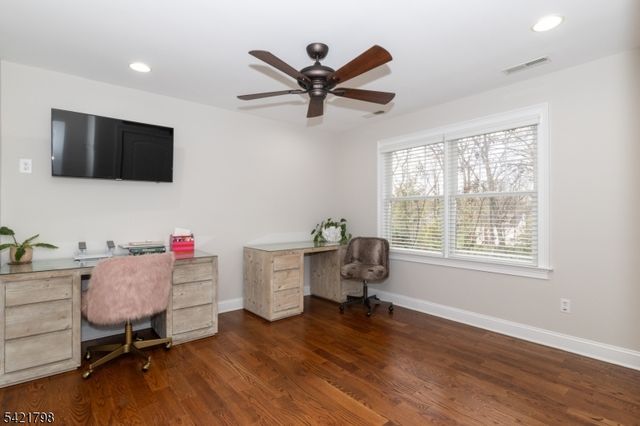 29 Sunnywood Dr, Westfield Town, NJ 07090