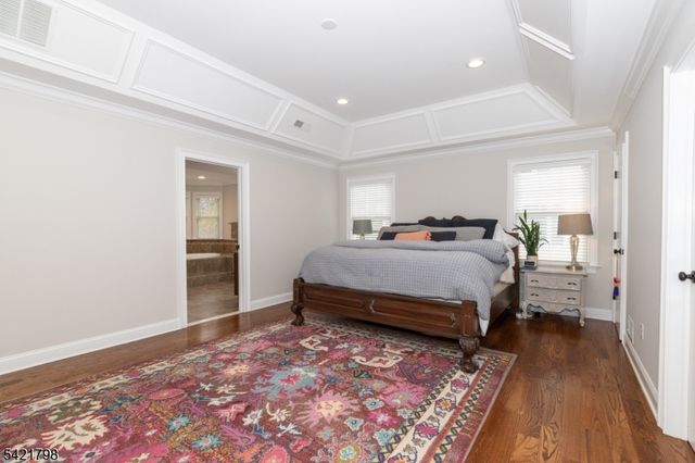 29 Sunnywood Dr, Westfield Town, NJ 07090