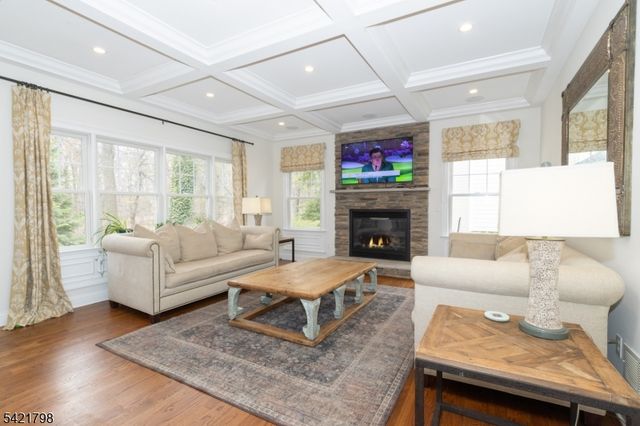 29 Sunnywood Dr, Westfield Town, NJ 07090