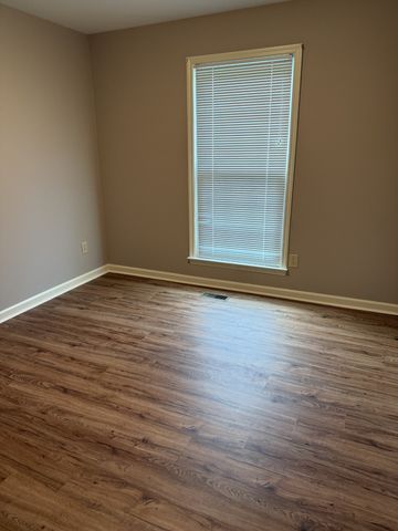 5113 Creasy Dr, Joelton, TN 37080