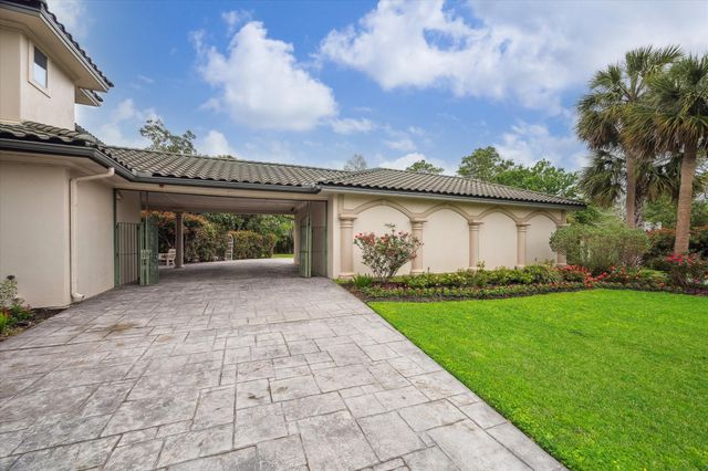 1204 Cowards Creek Drive, Friendswood, TX 77546