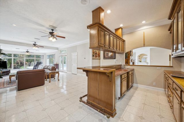 1204 Cowards Creek Drive, Friendswood, TX 77546