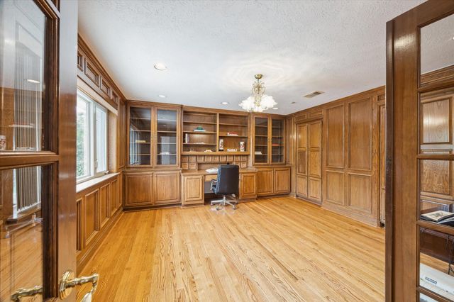 1204 Cowards Creek Drive, Friendswood, TX 77546