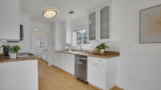 1753 Elm St, Livermore, CA 94551