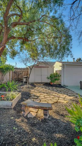 1753 Elm St, Livermore, CA 94551