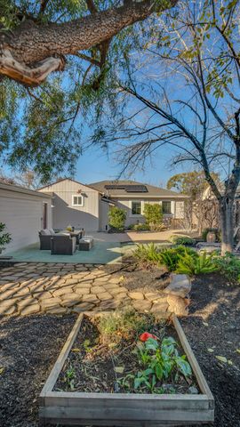 1753 Elm St, Livermore, CA 94551