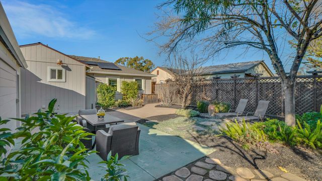 1753 Elm St, Livermore, CA 94551