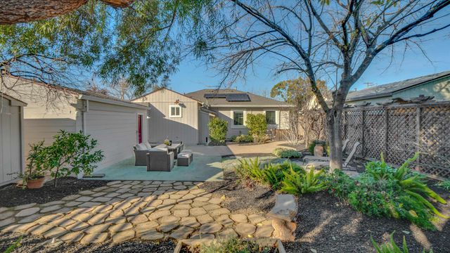 1753 Elm St, Livermore, CA 94551