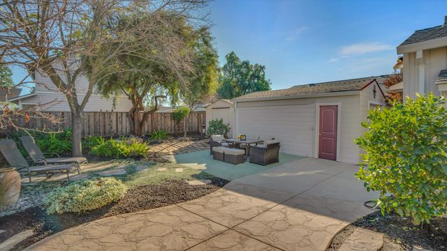 1753 Elm St, Livermore, CA 94551