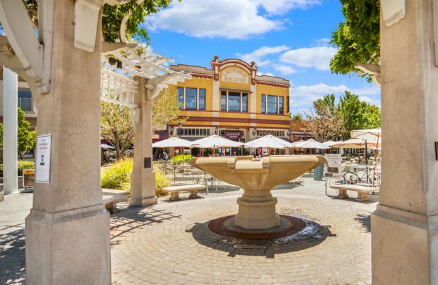 1753 Elm St, Livermore, CA 94551