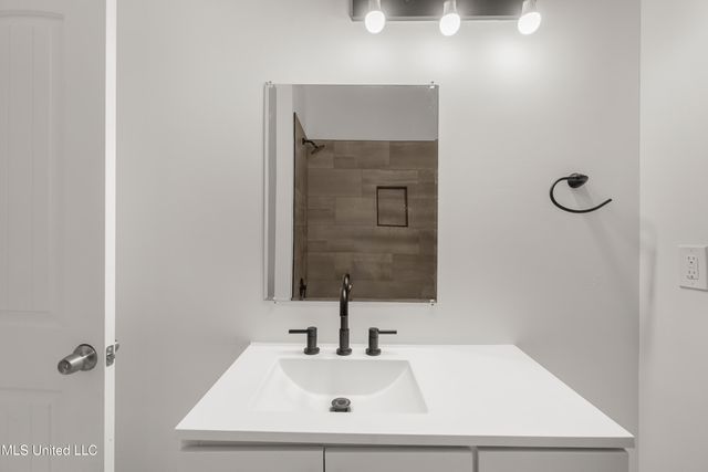 612 John Street, Hattiesburg, MS 39401