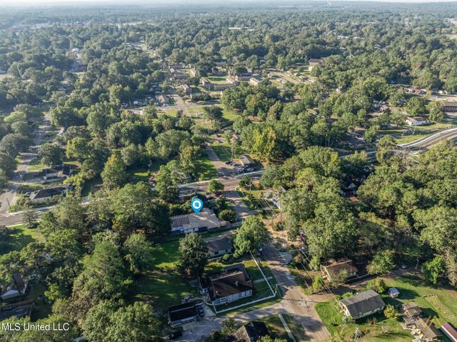 612 John Street, Hattiesburg, MS 39401