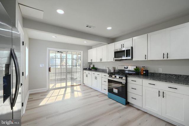 702 DALE AVE, Baltimore, MD 21206