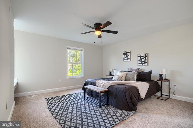 702 DALE AVE, Baltimore, MD 21206