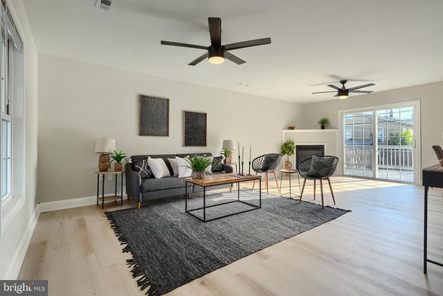 702 DALE AVE, Baltimore, MD 21206