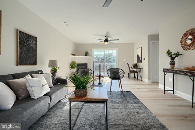 702 DALE AVE, Baltimore, MD 21206