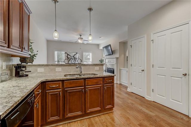 7215 Highland Bluff 2, Atlanta, GA 30328