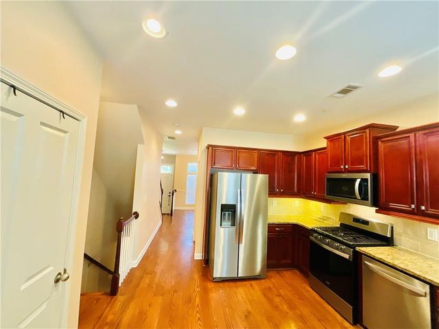 7215 Highland Bluff 2, Atlanta, GA 30328