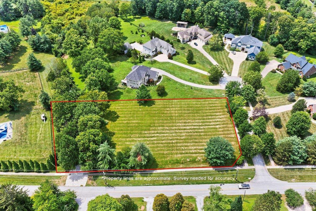 3470 E Terra Cove Court, Bloomington, IN 47401