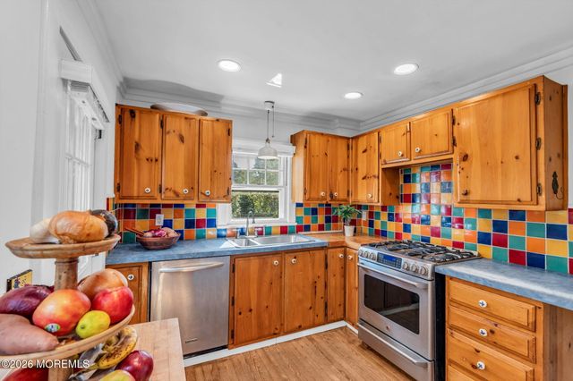 104 Iroquois Road, Manasquan, NJ 08736