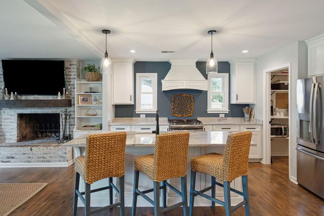 1496 Hindman Avenue, Mount Pleasant, SC 29464