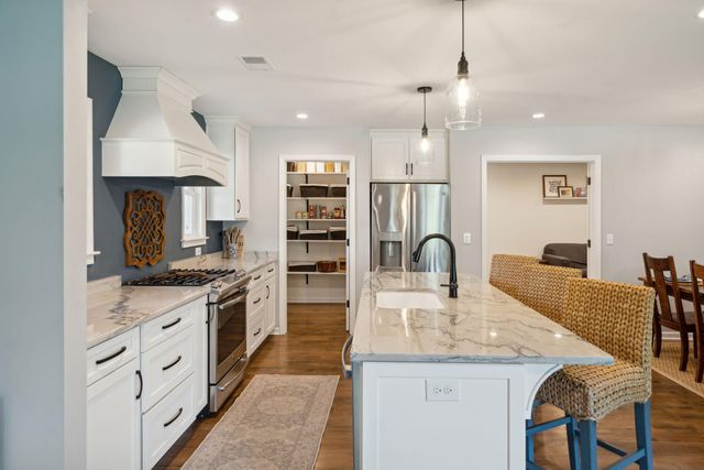 1496 Hindman Avenue, Mount Pleasant, SC 29464