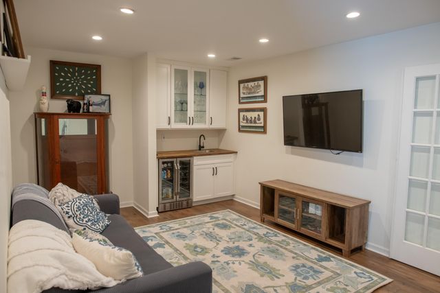 1496 Hindman Avenue, Mount Pleasant, SC 29464