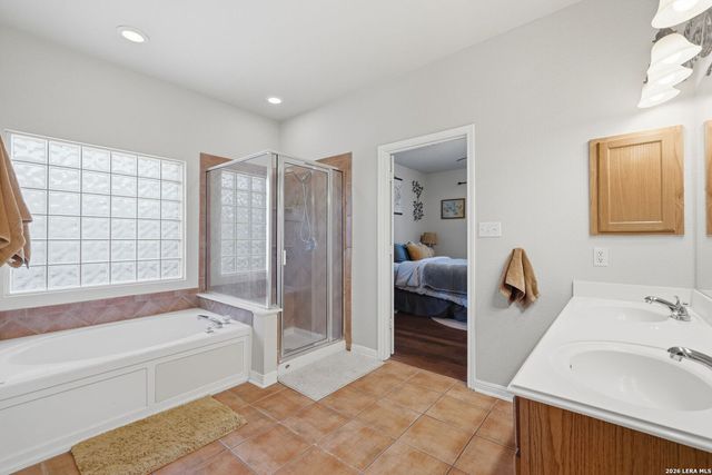 23711 BEAVER CRK, San Antonio, TX 78258