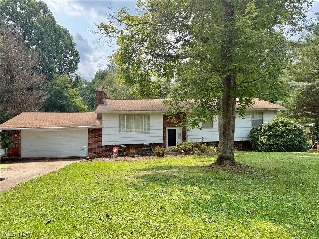 612 Valley Mills Road, Parkersburg, WV 26104
