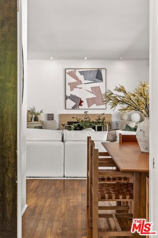 9537 Dalegrove Drive, Beverly Hills, CA 90210