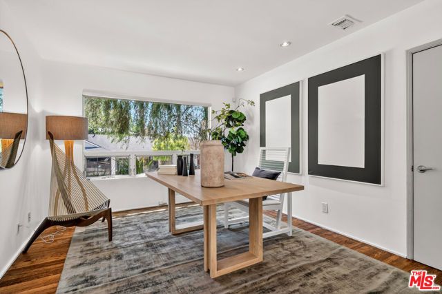 9537 Dalegrove Drive, Beverly Hills, CA 90210