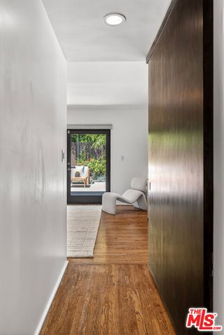 9537 Dalegrove Drive, Beverly Hills, CA 90210