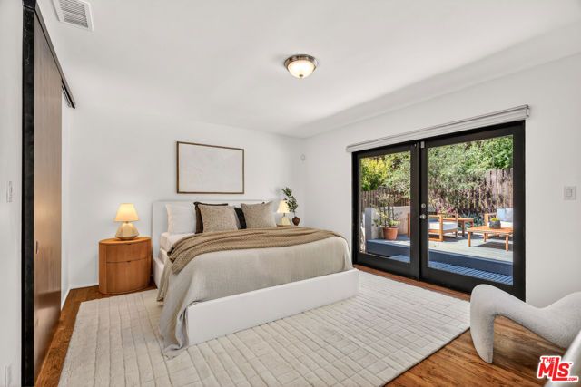 9537 Dalegrove Drive, Beverly Hills, CA 90210